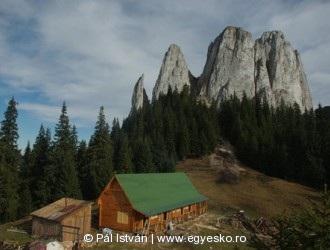 Hăşmaşul Mare - Piatra Singuratică