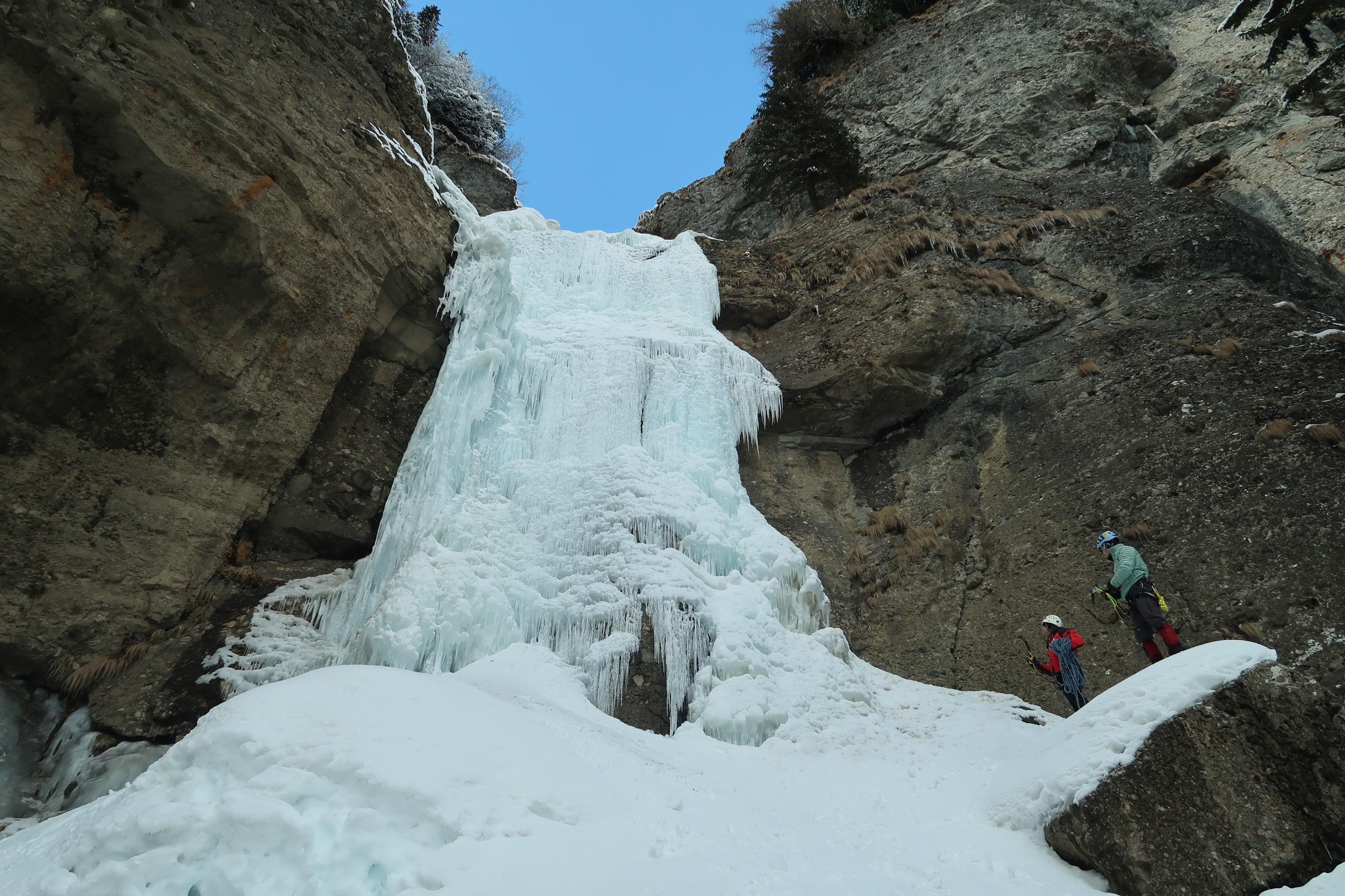 Cascada în anul 2018-02-10