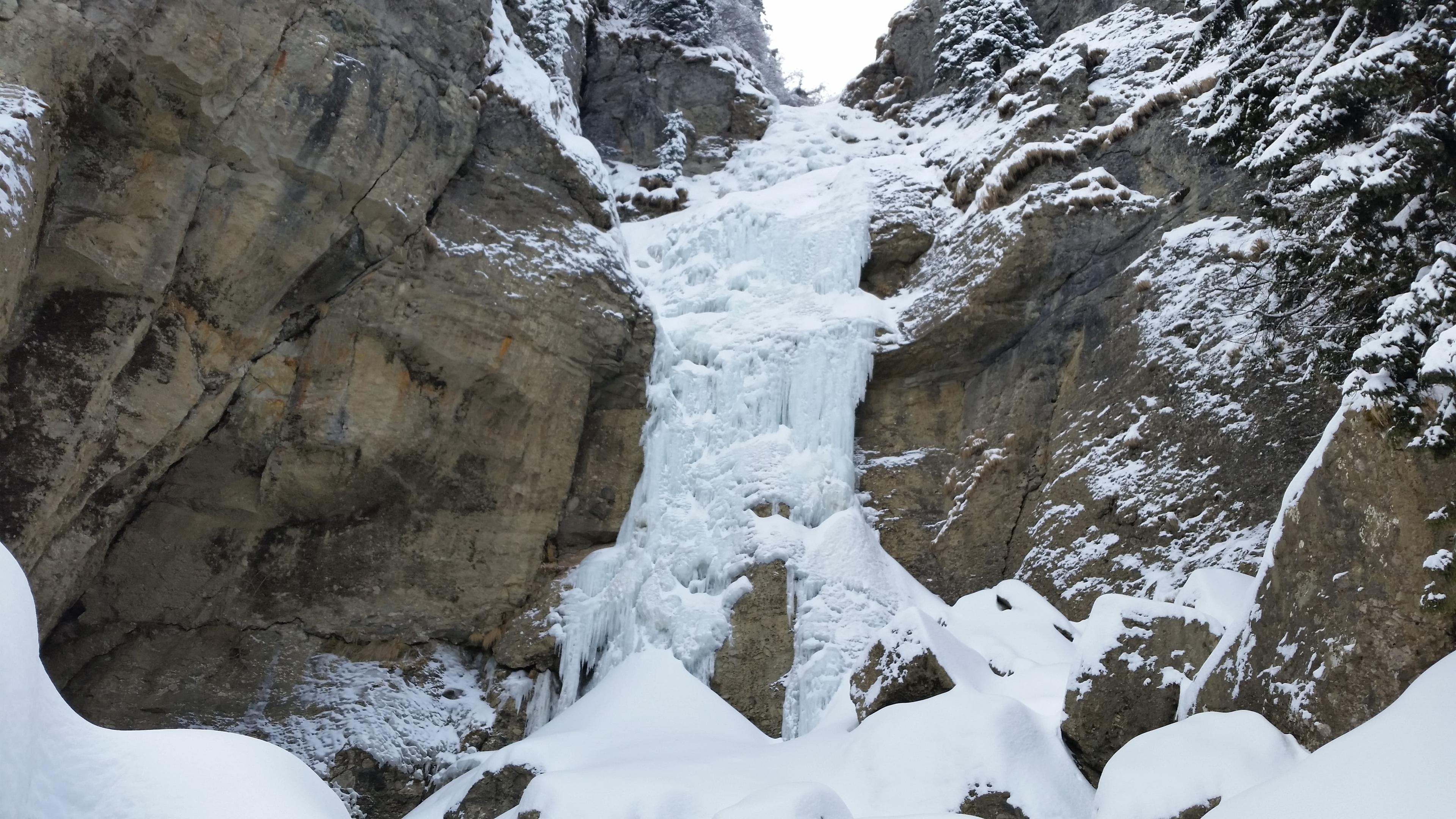 Cascada în anul 2017-02-12